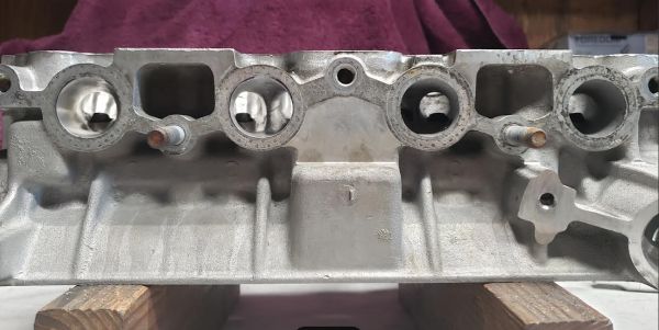 2_down_-_exhaust_ports.jpg